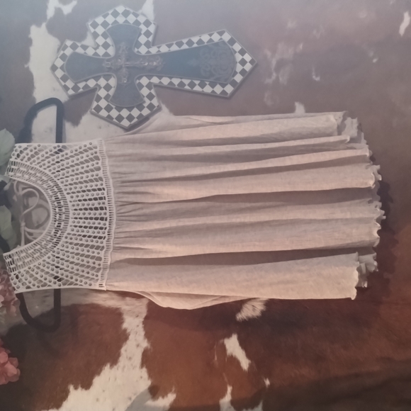 Tank bundle. NWOT - Picture 2 of 13